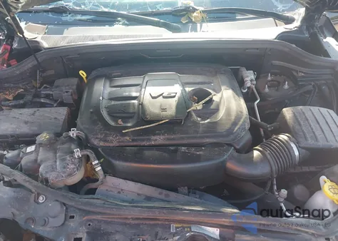 2019 Jeep Grand Cherokee Upland 4X4 z USA, uszkodzony, nr VIN 1C4RJFAG7KC697607